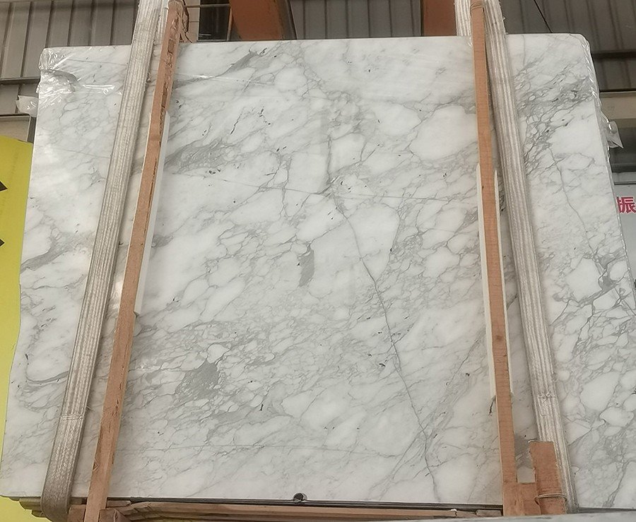 China Carrara Marble Slab 01.jpg China Carrara Marble Slab 01.jpg